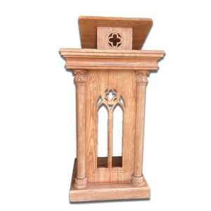Bục Giảng Gothic, màu tự nhiên