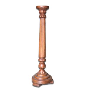 Chân nến Phục Sinh