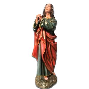 Tượng Thánh Gioan dưới chân Thập Giá