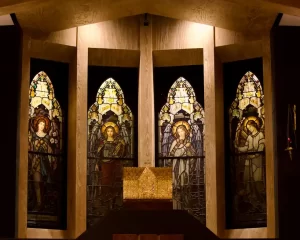 Nhà Tạm thay đổi theo thời gian nhưng vẫn luôn là nơi Chúa ngự (1)