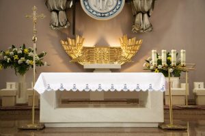 Các đồ vật trong Phụng Vụ Công Giáo