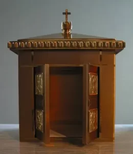 Tại sao Nhà Tạm Thánh Thể lại để trống