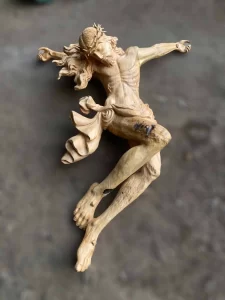 Vẻ đẹp của gỗ trong nghệ thuật Công Giáo